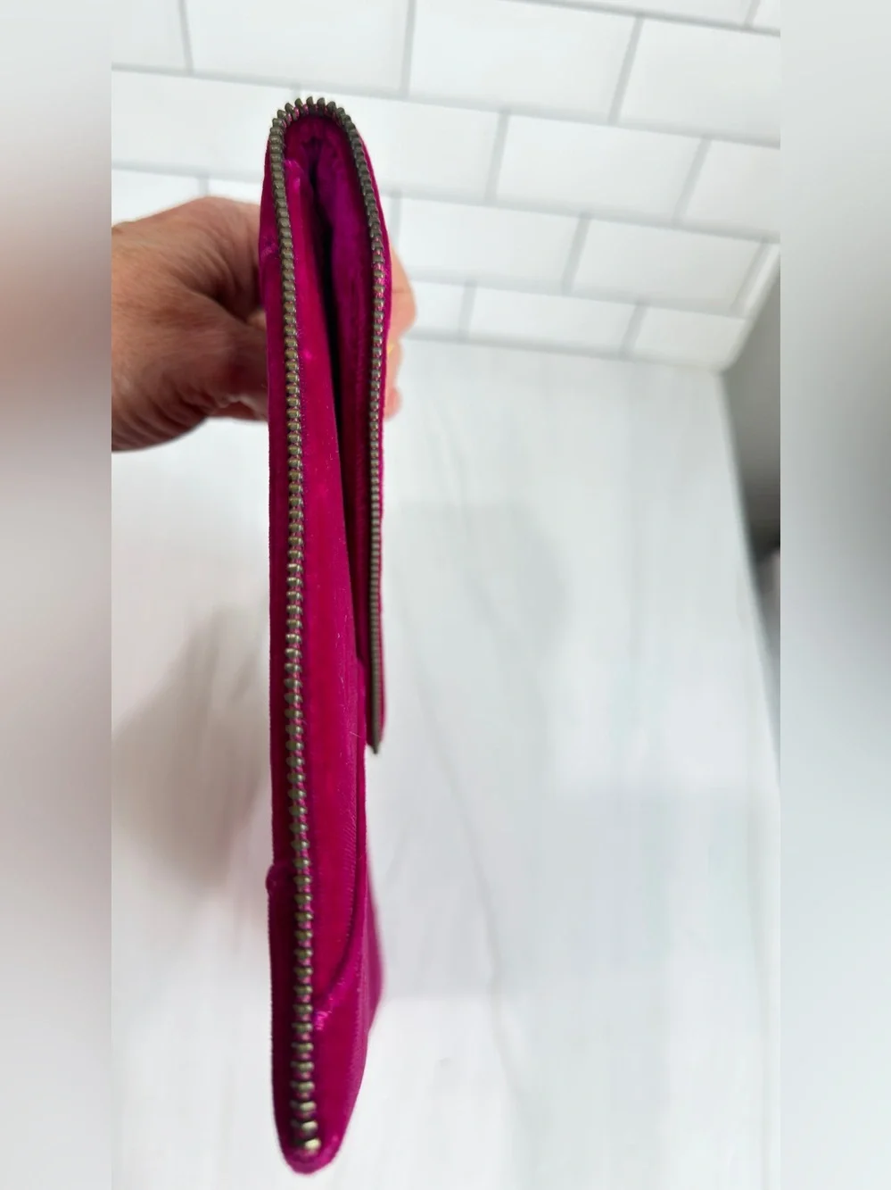 REBECCA MINKOFF LEO CLUTCH FUSCHIA TRENDY COCKTAIL FORMAL CHIC HOT PINK